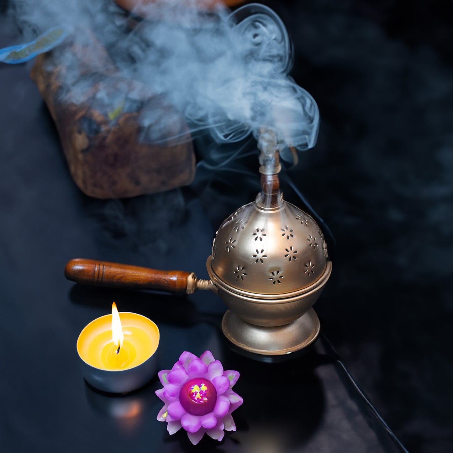 Dhoop Dani with 2 Sambrani Cups